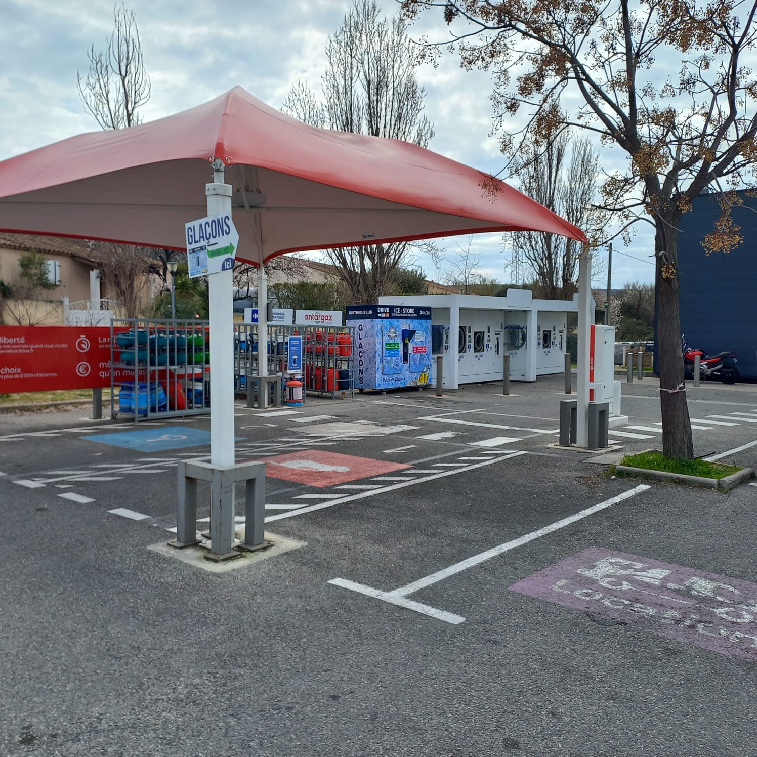ICE STORE Gignac La Nerthe ICE STORE Gignac La Nerthe