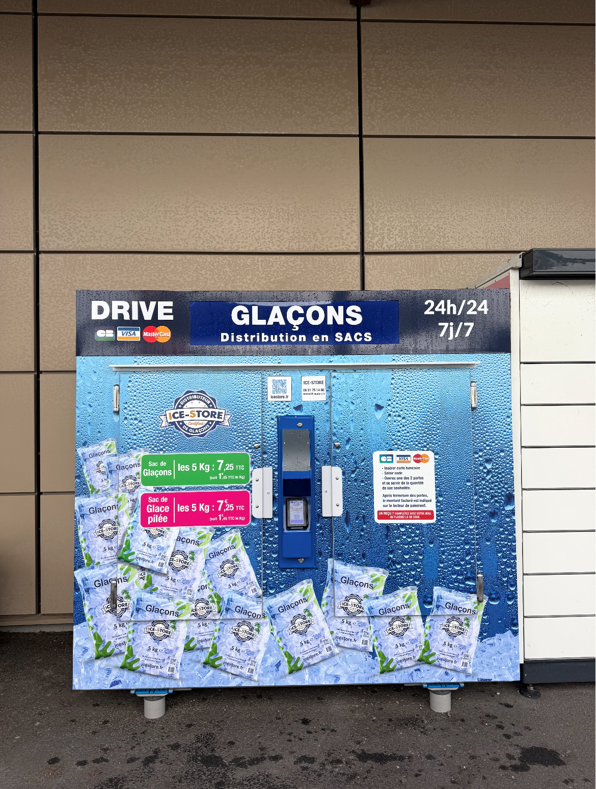 ICE STORE HOURTIN - CARREFOUR ICE STORE HOURTIN - CARREFOUR