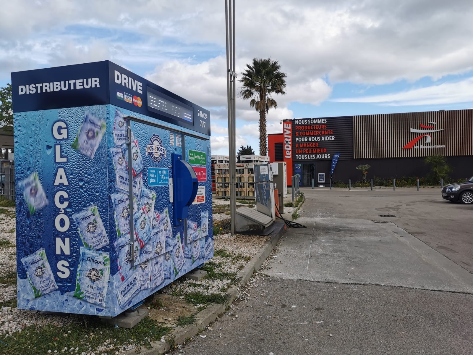 ICE STORE LE SOLER - INTERMARCHE ICE STORE LE SOLER - INTERMARCHE