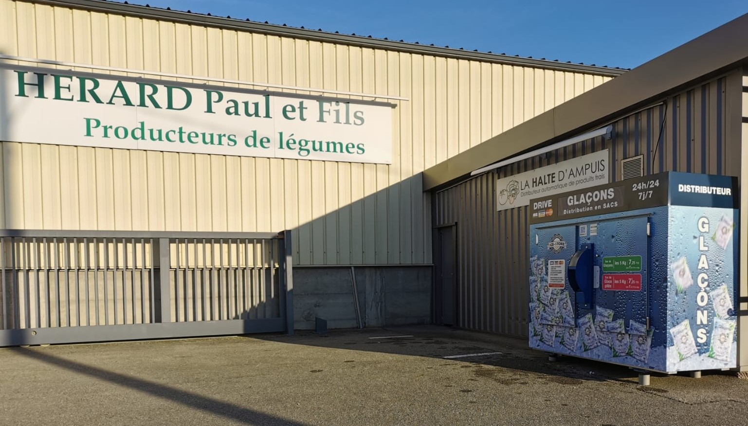 ICE STORE AMPUIS - LA HALTE ICE STORE AMPUIS - LA HALTE