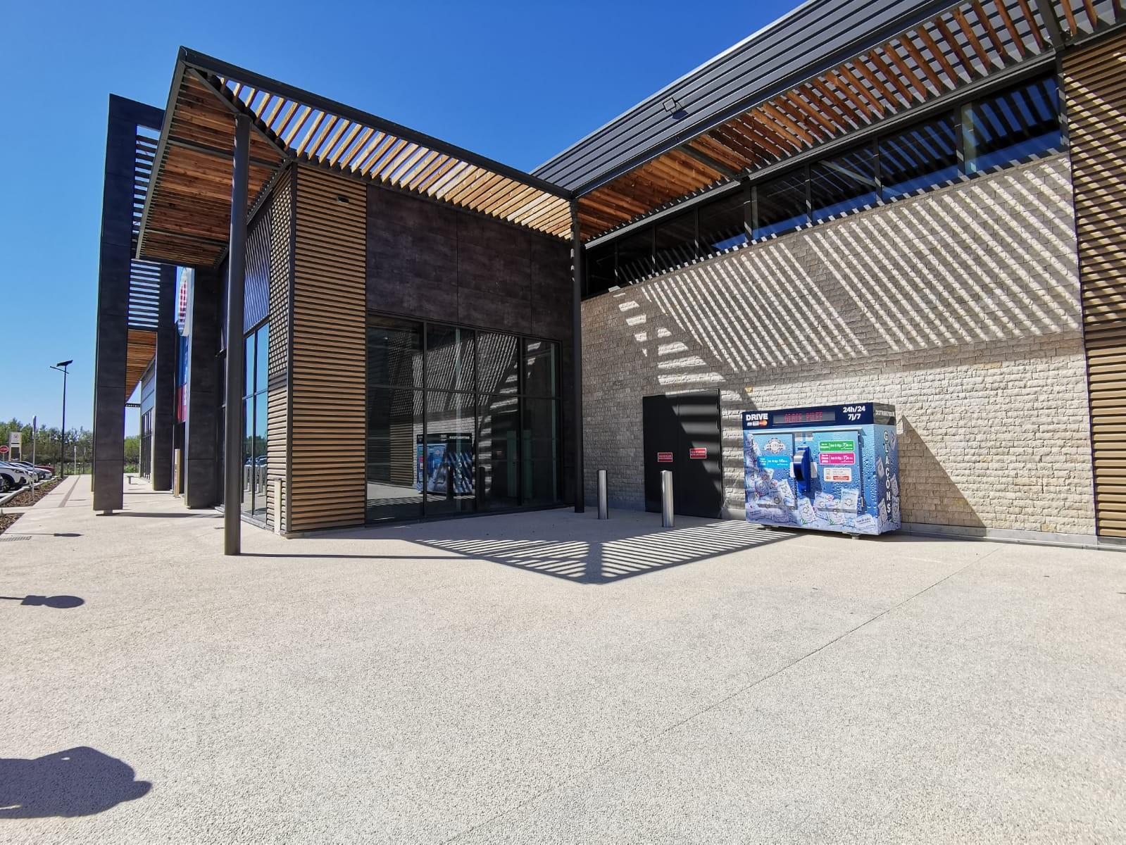 ICE STORE LA CALMETTE - U ICE STORE LA CALMETTE - U