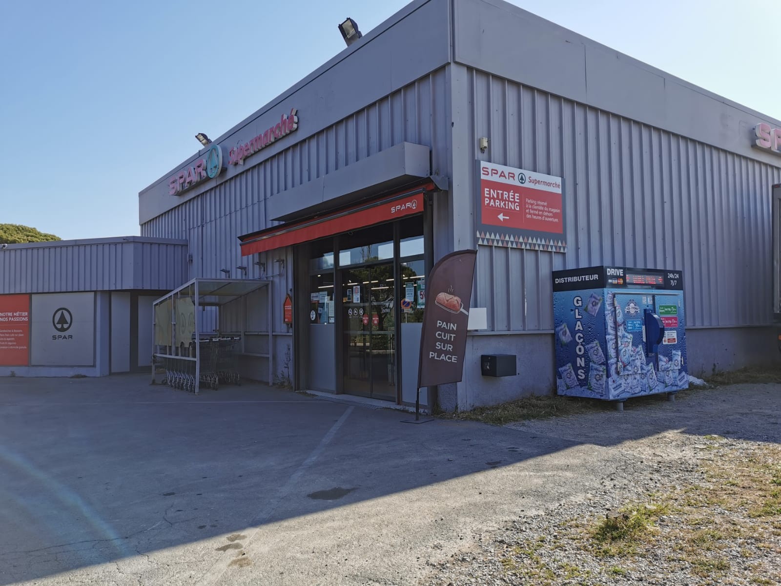 ICE STORE MAUGUIO - SPAR ICE STORE MAUGUIO - SPAR