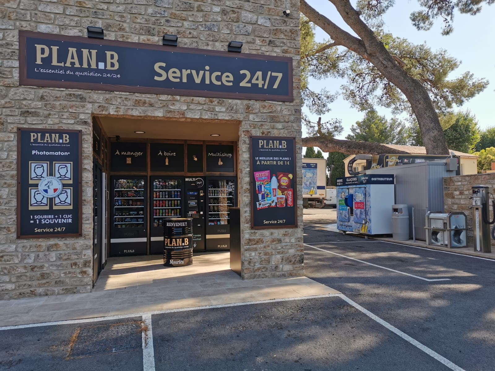 ICE STORE MOURIES - PLAN B ICE STORE MOURIES - PLAN B