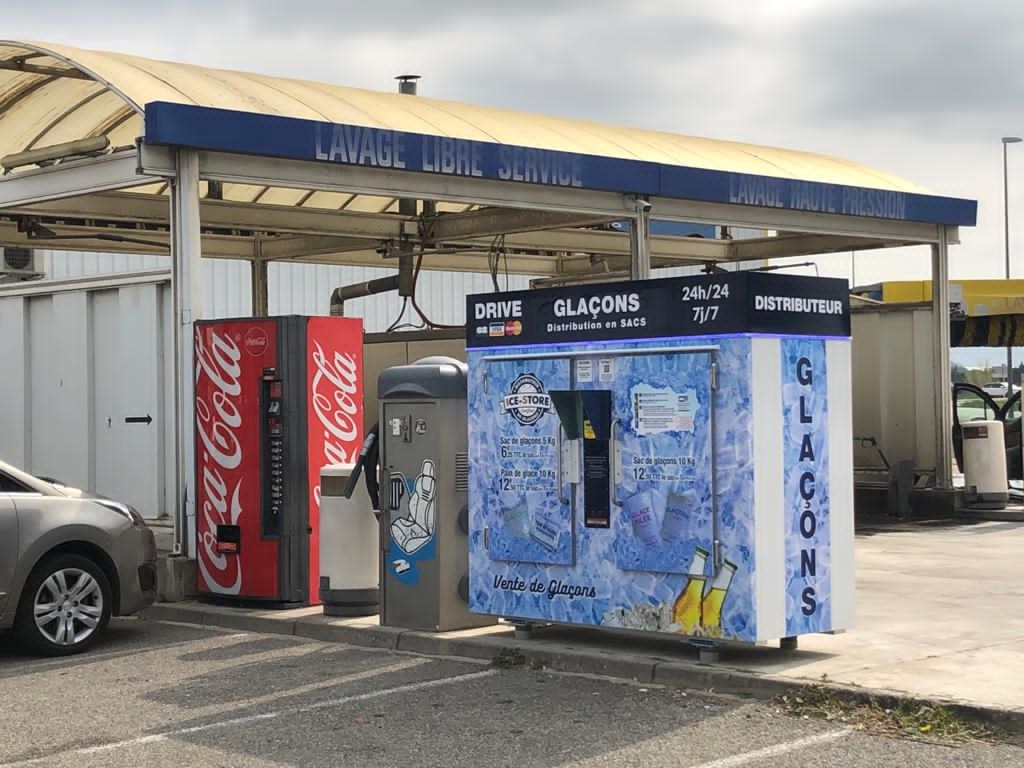 ICE STORE PIERRELATTE - CARREFOUR ICE STORE PIERRELATTE - CARREFOUR