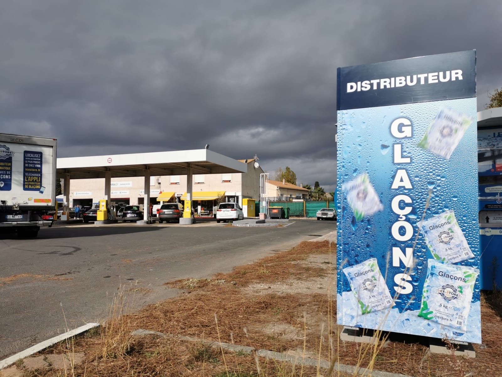 ICE STORE VALRAS - STATION ICE STORE VALRAS - STATION