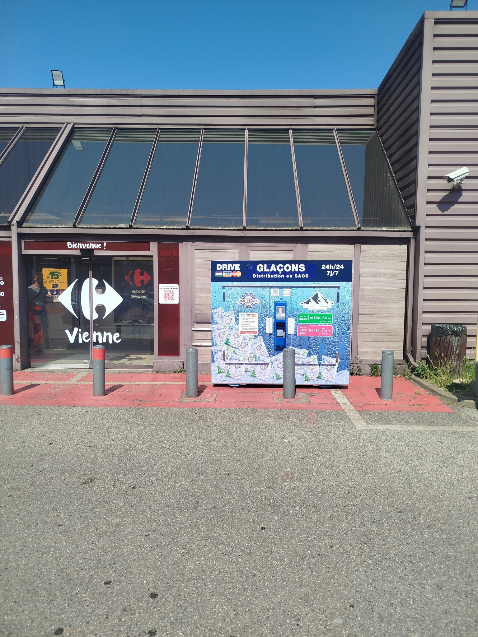 ICE STORE VIENNE - CARREFOUR ICE STORE VIENNE - CARREFOUR