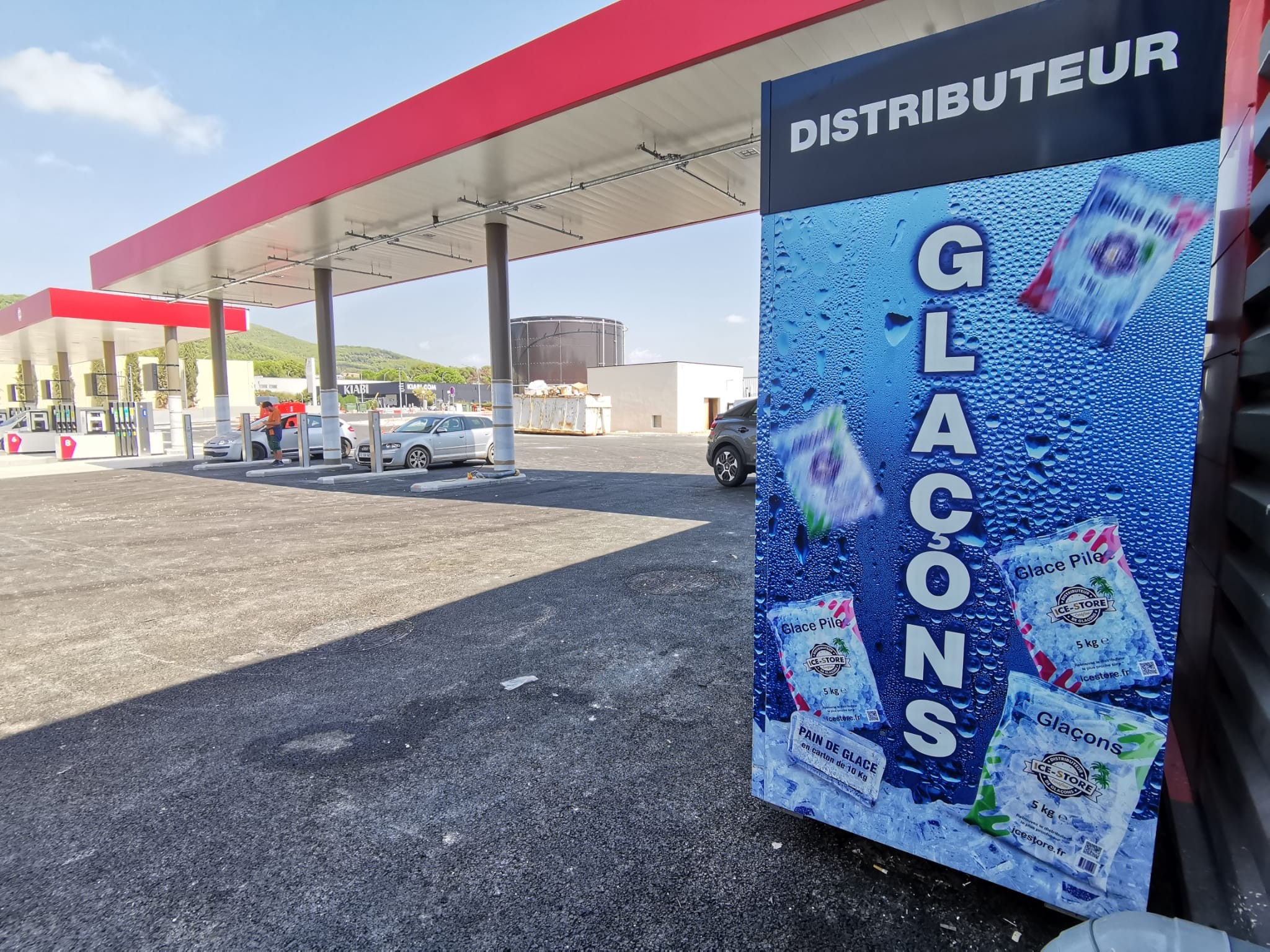 ICE STORE SOLLIES-PONT - INTERMARCHE ICE STORE SOLLIES-PONT - INTERMARCHE
