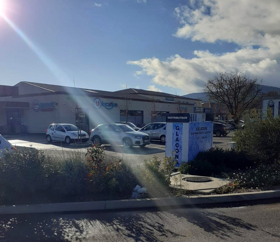 ICE STORE ST MAXIMIN ST BAUME DRIVE - U ICE STORE ST MAXIMIN ST BAUME DRIVE - U