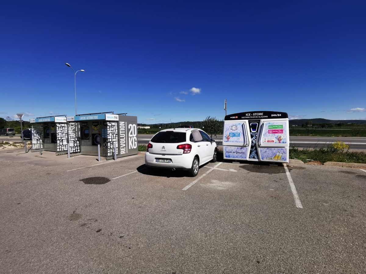 ICE STORE ST MAXIMIN ST BAUME - U ICE STORE ST MAXIMIN ST BAUME - U