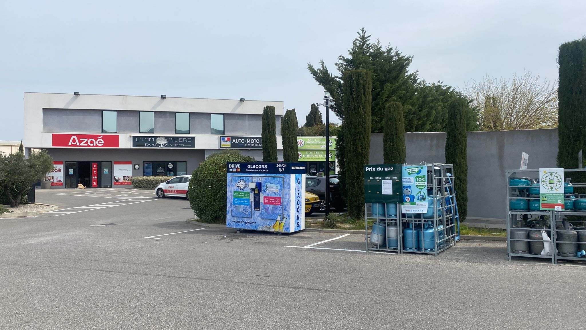 ICE STORE CHATEAUNEUF MARTIGUES - CARREFOUR ICE STORE CHATEAUNEUF MARTIGUES - CARREFOUR